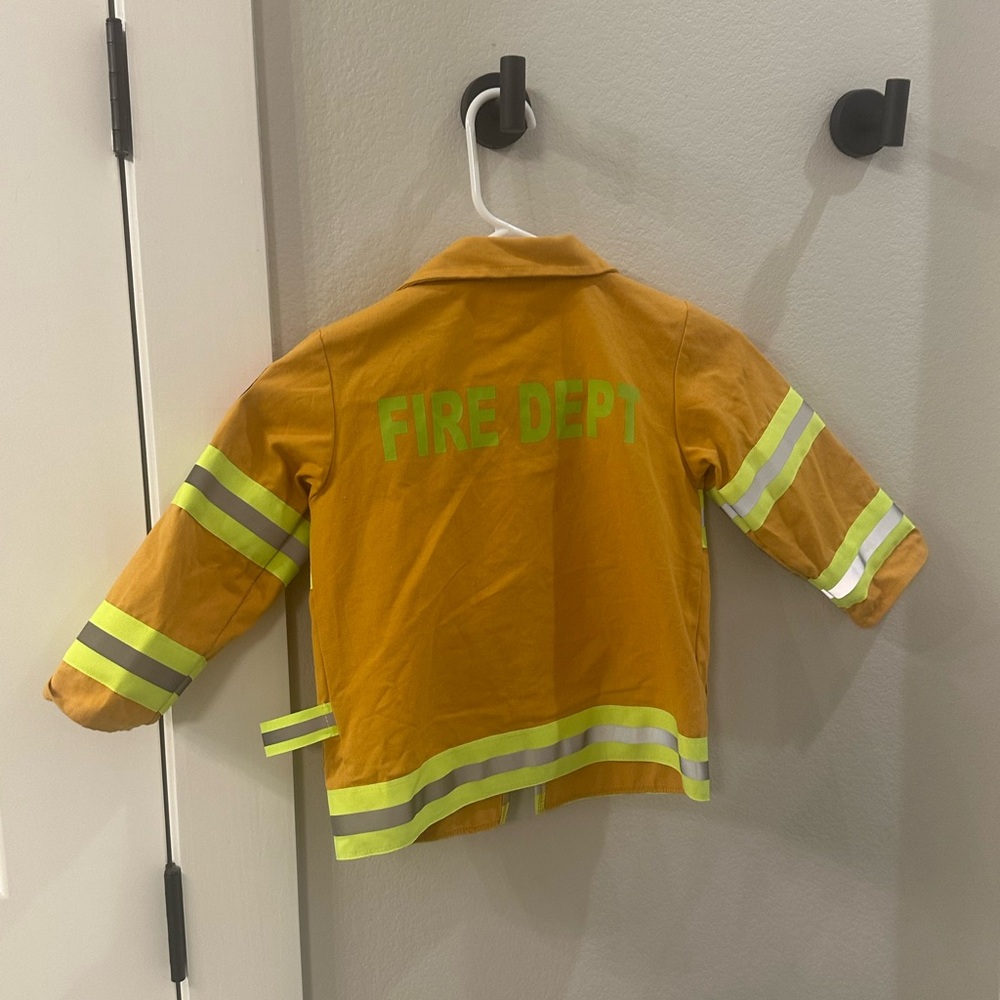 EUC kids Size 3T 4T Toddler Fire Department Jacket Halloween Costume Dress Up - Picture 11 of 11